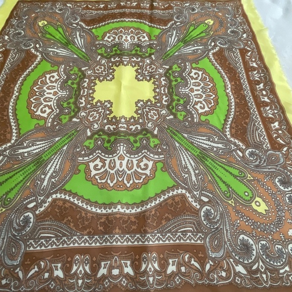 Pinko Italy Silk  Brown Green Yellow Paisley Print Signed Scarf 24”x25”NEW - Picture 7 of 8